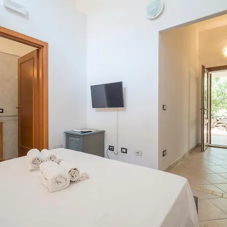 Residence Hotel Monte Ricciu Nuova Gestione-3